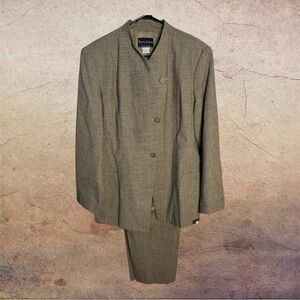 Terry Lewis Classic Luxuries Olive Two Piece Suit Jacket and Pants size L